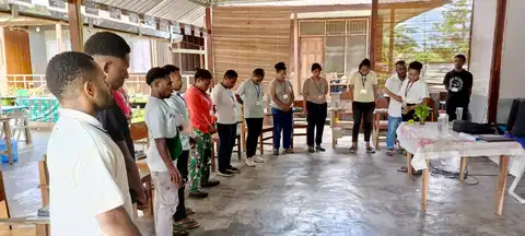 Berdoa bersama